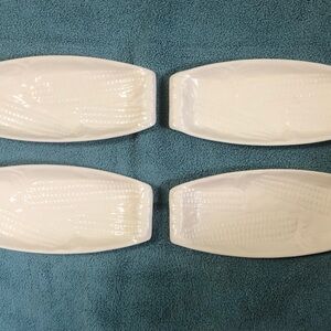 Elegant Cream Corn-Shaped Ceramic Plates